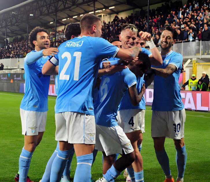 意甲第32轮前瞻:热那亚的保级决战与那不勒斯的争冠之路